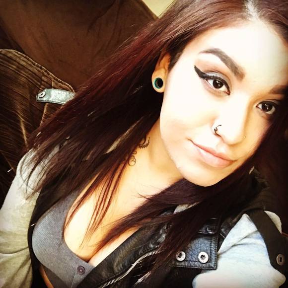 Meet your Posher, Katelyn - Picture 1 of 1